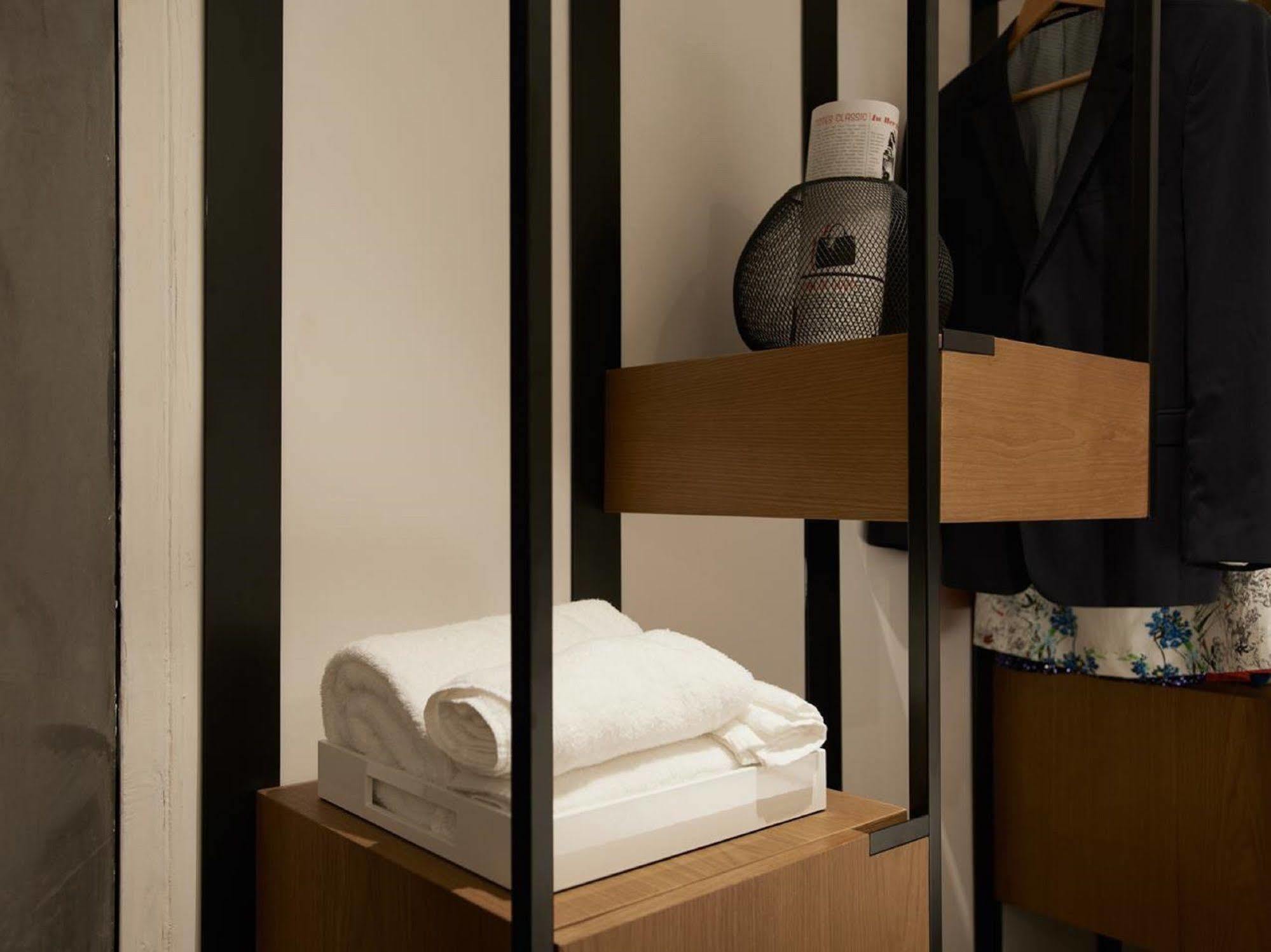 Hmlet Austin Avenue Hotel ฮ่องกง ภายนอก รูปภาพ