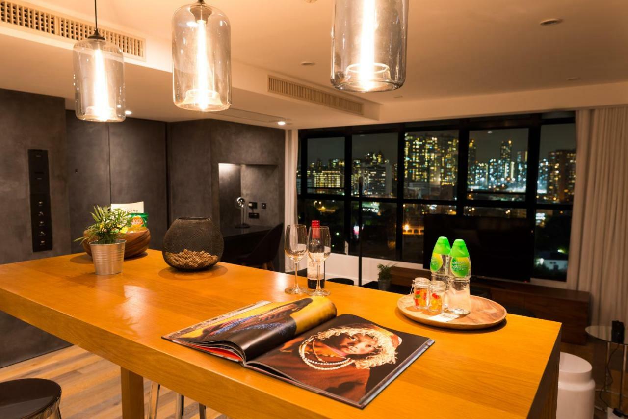 Hmlet Austin Avenue Hotel ฮ่องกง ภายนอก รูปภาพ